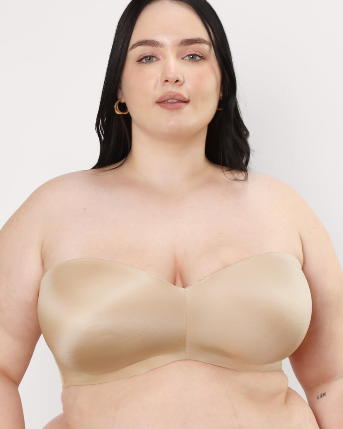 Curvy Couture Smooth Strapless Multi-Way Bra (More colors available) - 1290