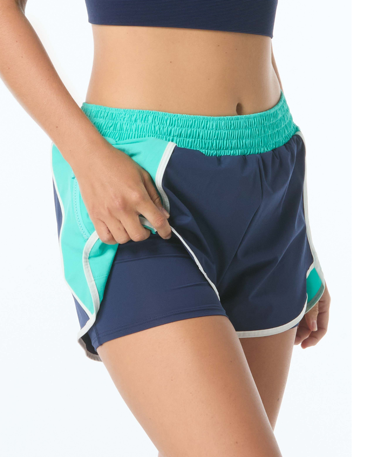 2025 Beach House Colorblock Jersey Dash Swim Short - H2g183