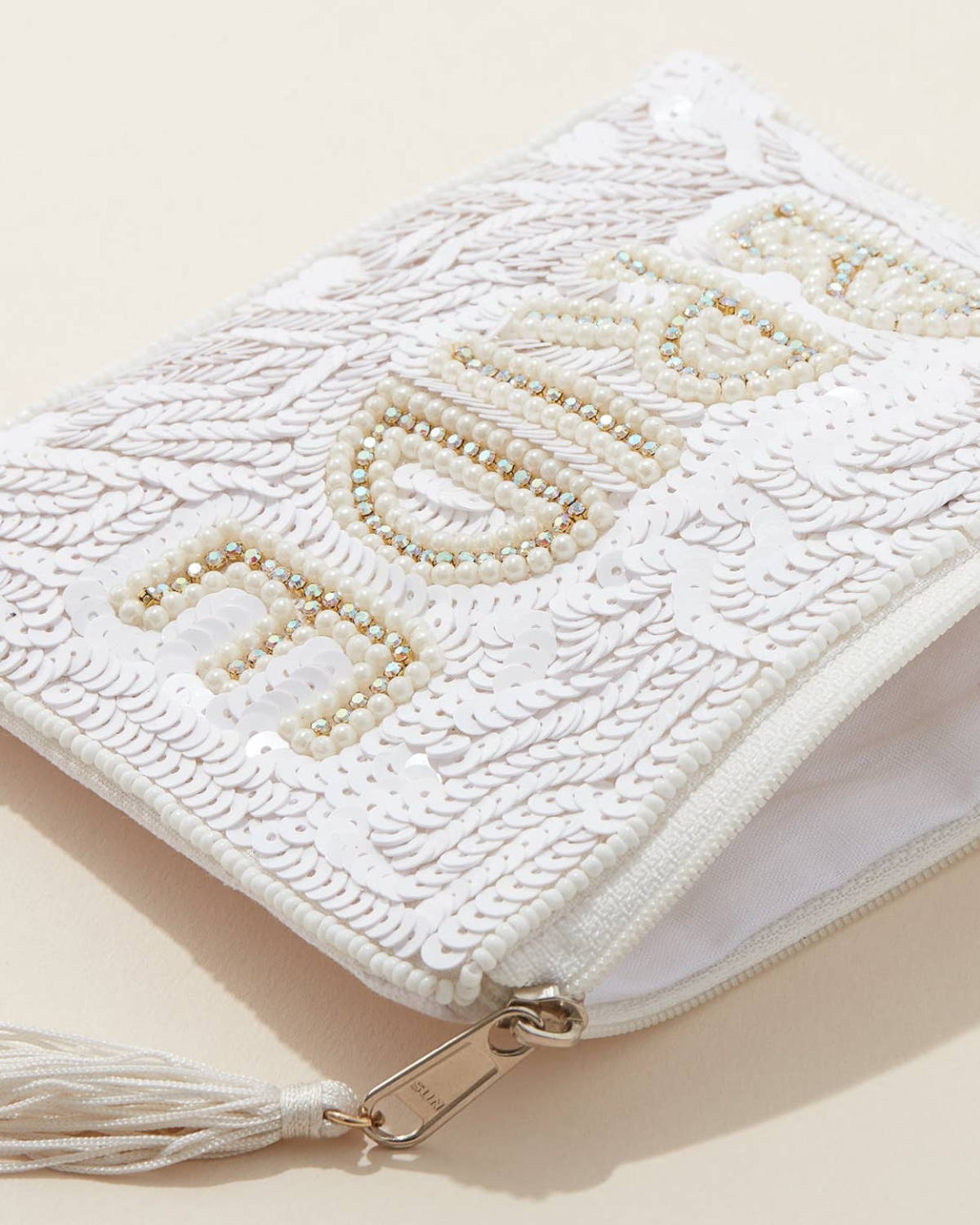 Frem Seed Bead Canvas Pouch with A Tassel - BA212