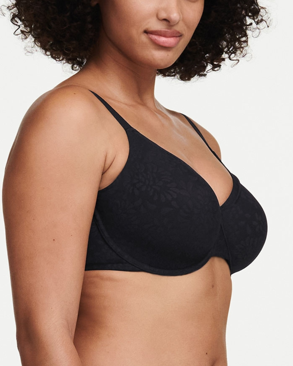 Chantelle Comfort Chic Back Smoothing Underwire Minimizer Bra - C18j20