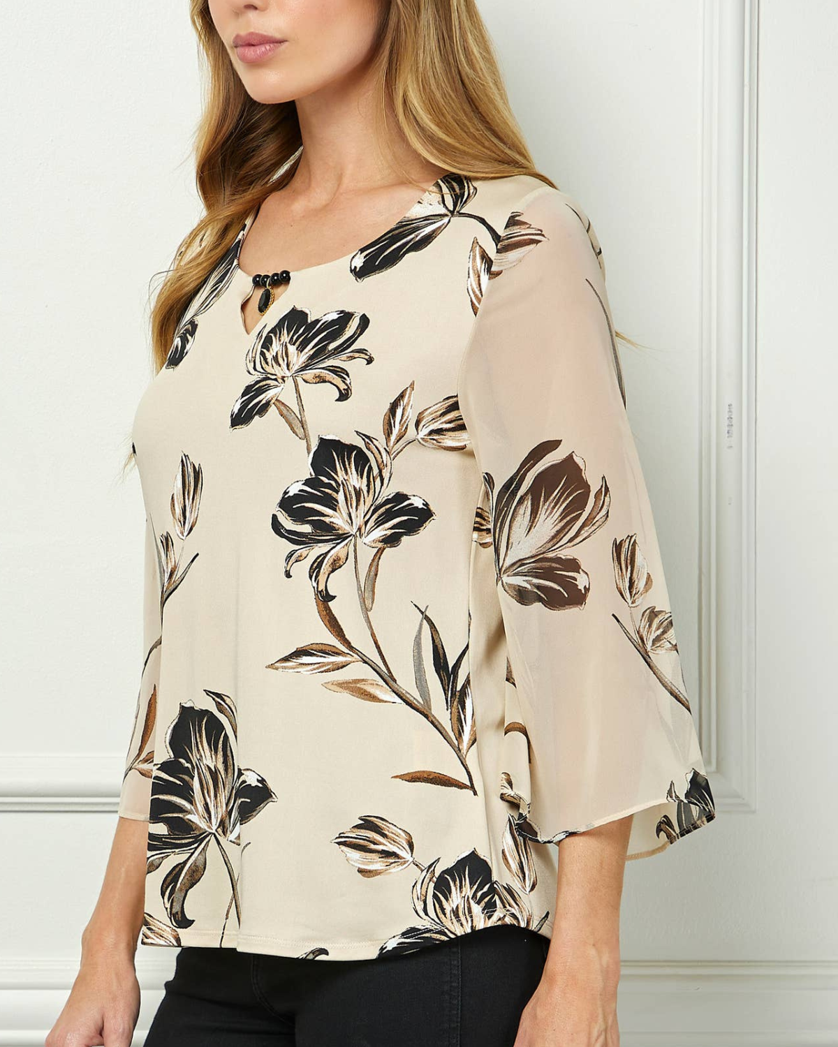 Winslow Vintage Blossom Keyhole Neckline Knit Blouse - G516401m59