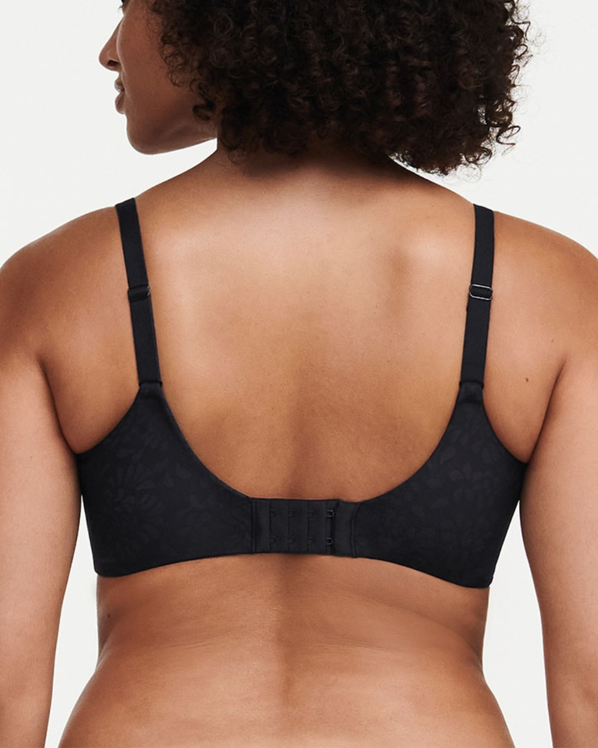 Chantelle Comfort Chic Back Smoothing Underwire Minimizer Bra - C18j20