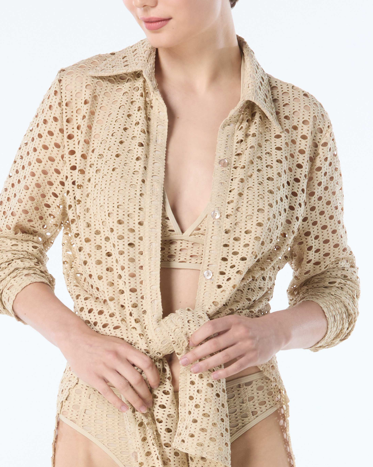 2025 Carmen Marc Valvo Living Paradise Button Up Shirt Cover Up - C21835