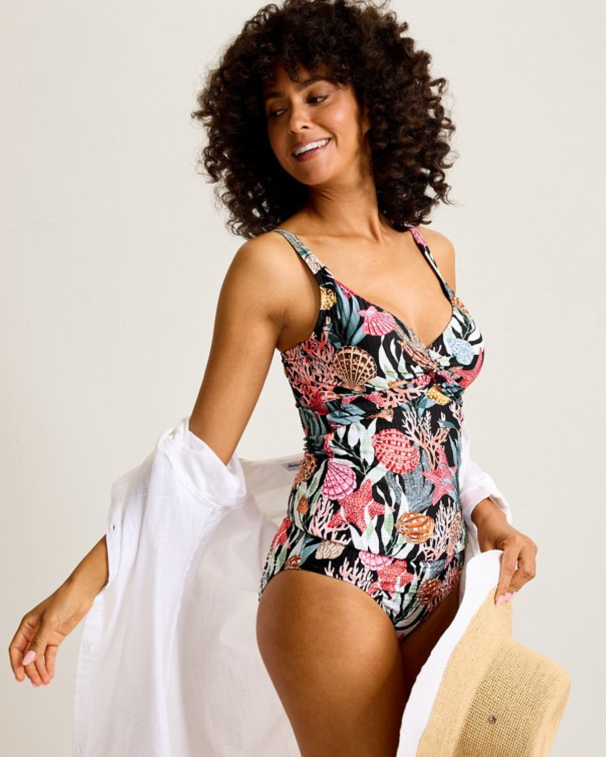 Tommy Bahama Shell Sands Underwire Twist Front Tankini Top - SS100572