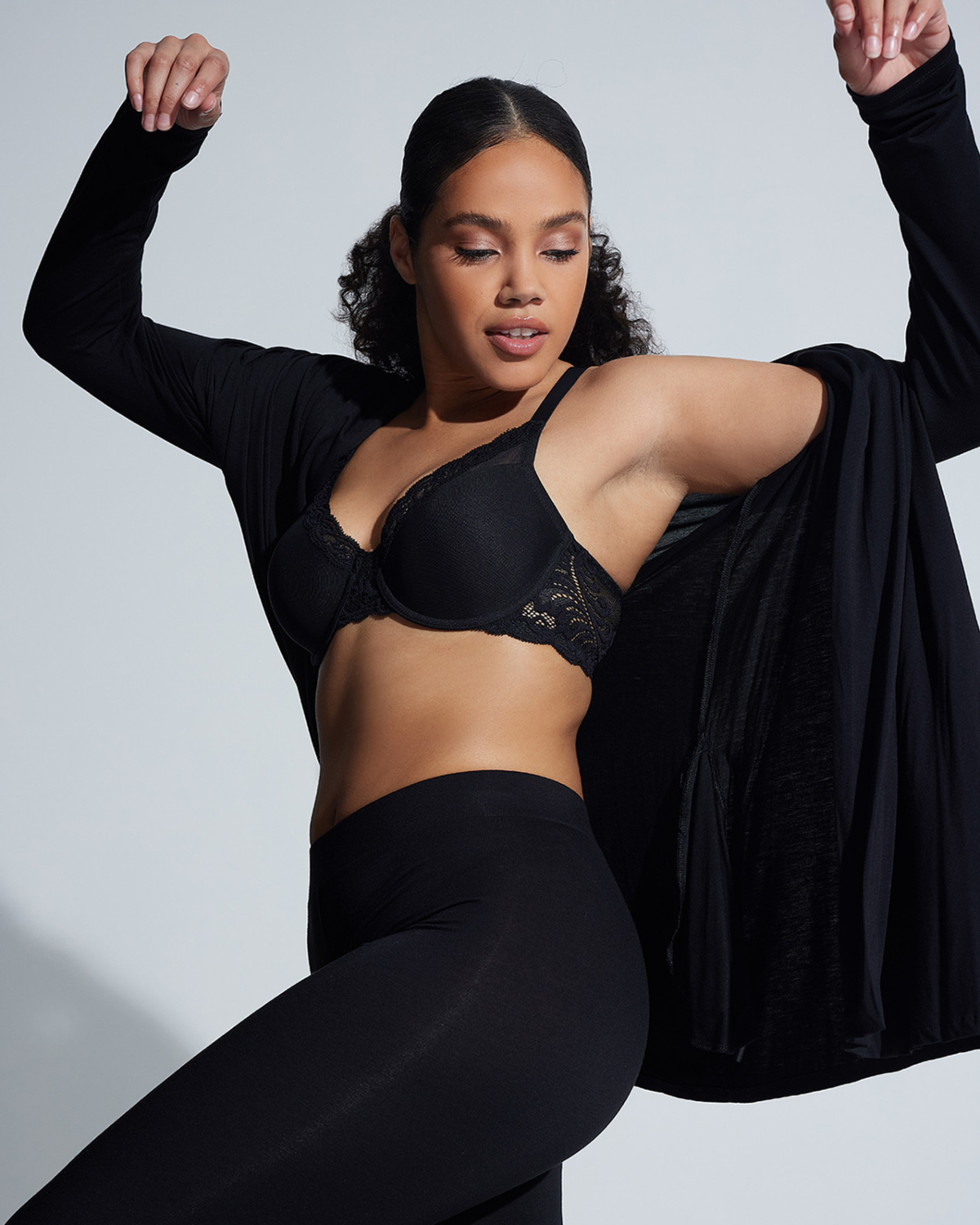Natori Feathers Plunge Bra (More colors available) - 730023