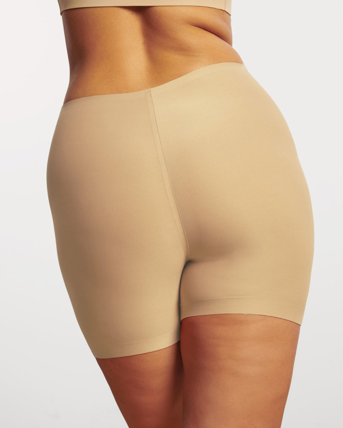 Evelyn & Bobbie Longline Girlshort (More colors available)