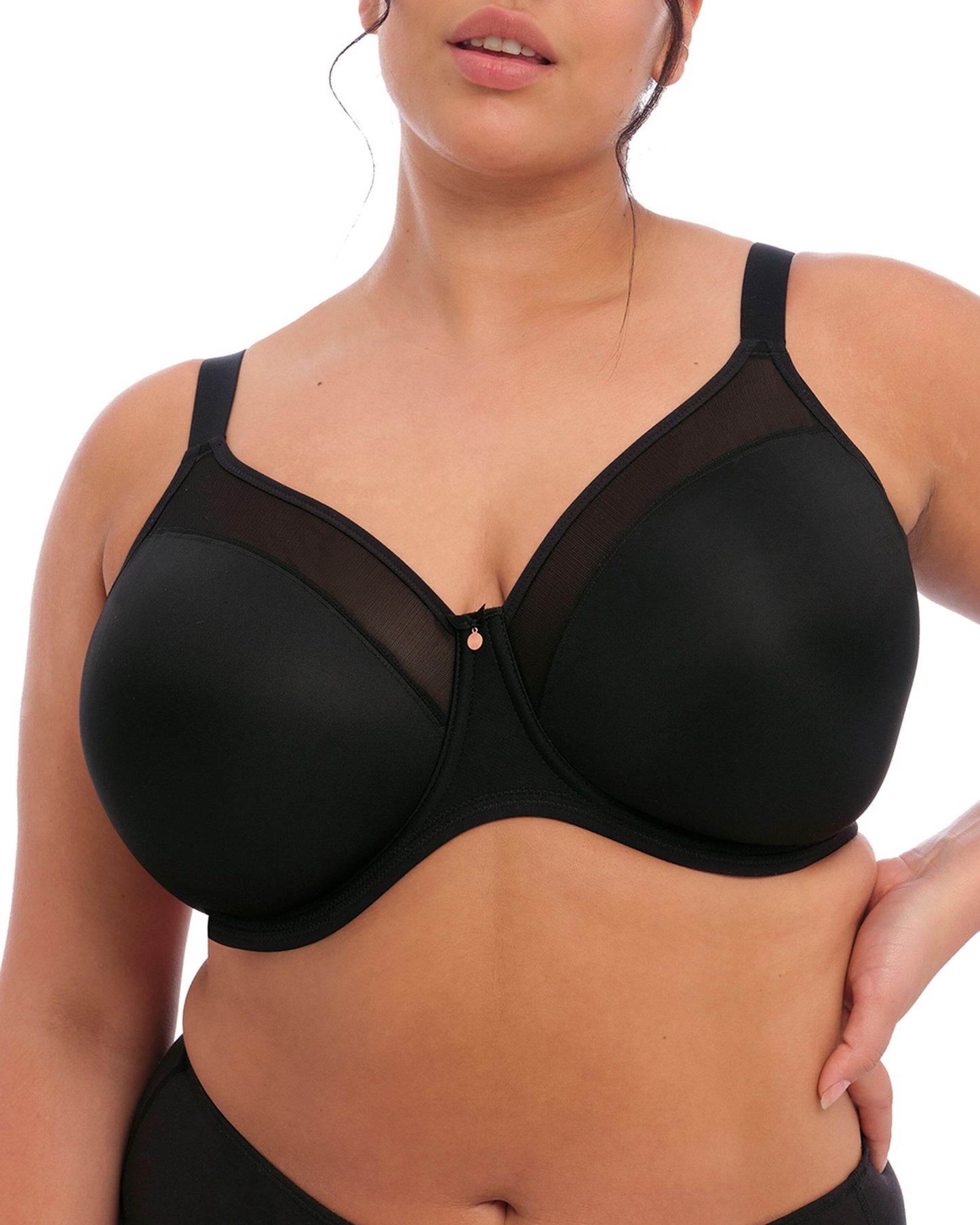 Model wearing a molded underwire t-shirt bra in black