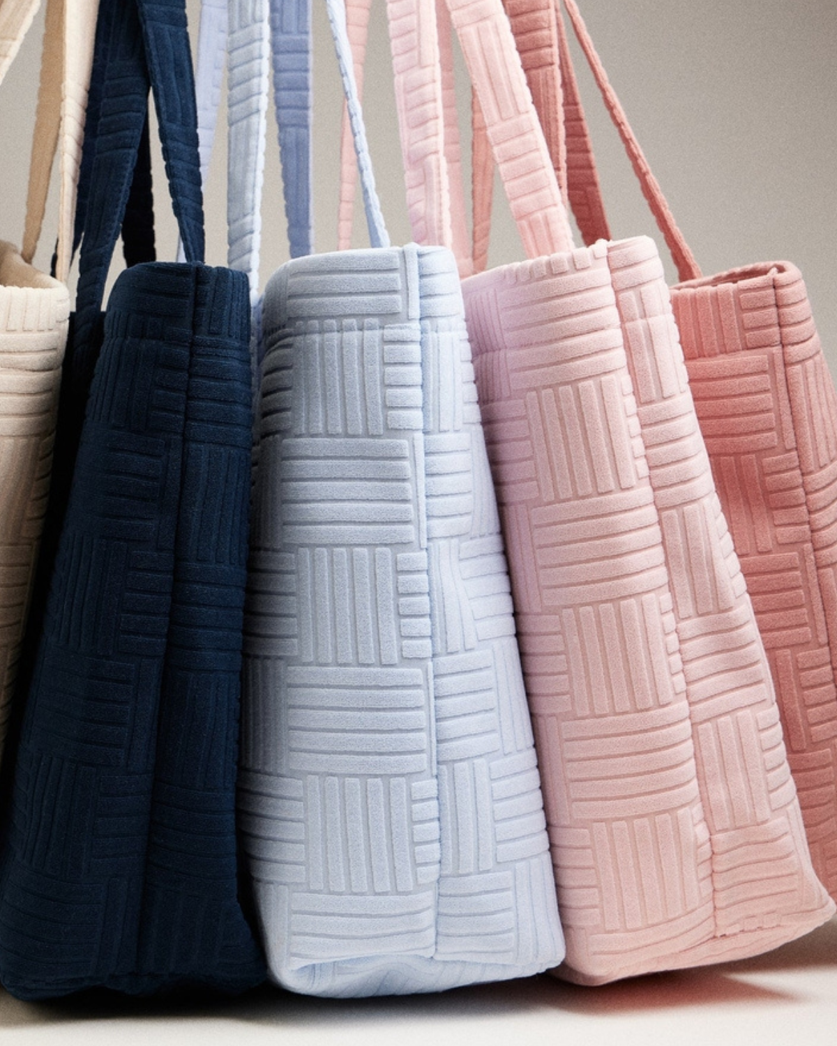 Frem Quilted Tote Bag with Woven Texture (More colors available) - M-5Ag78035