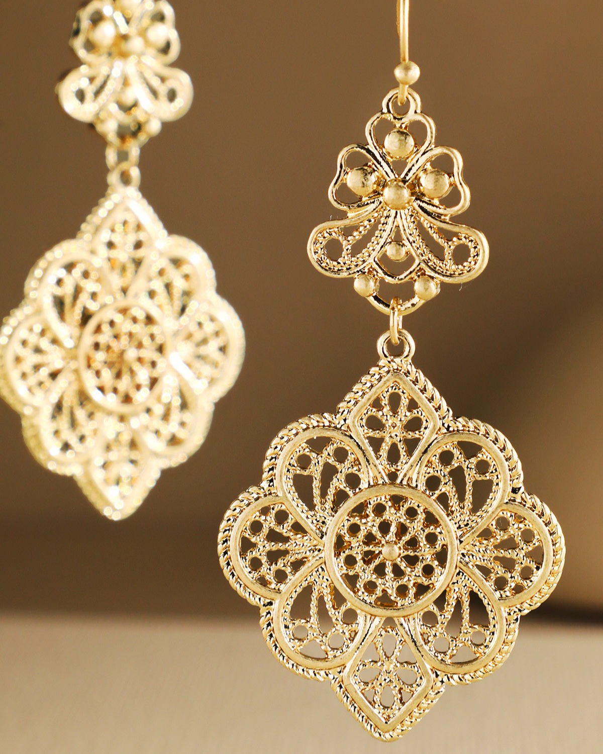 Urbanista Filigree Quatrefoil Dangle Earrings (More colors available) - B01he3916