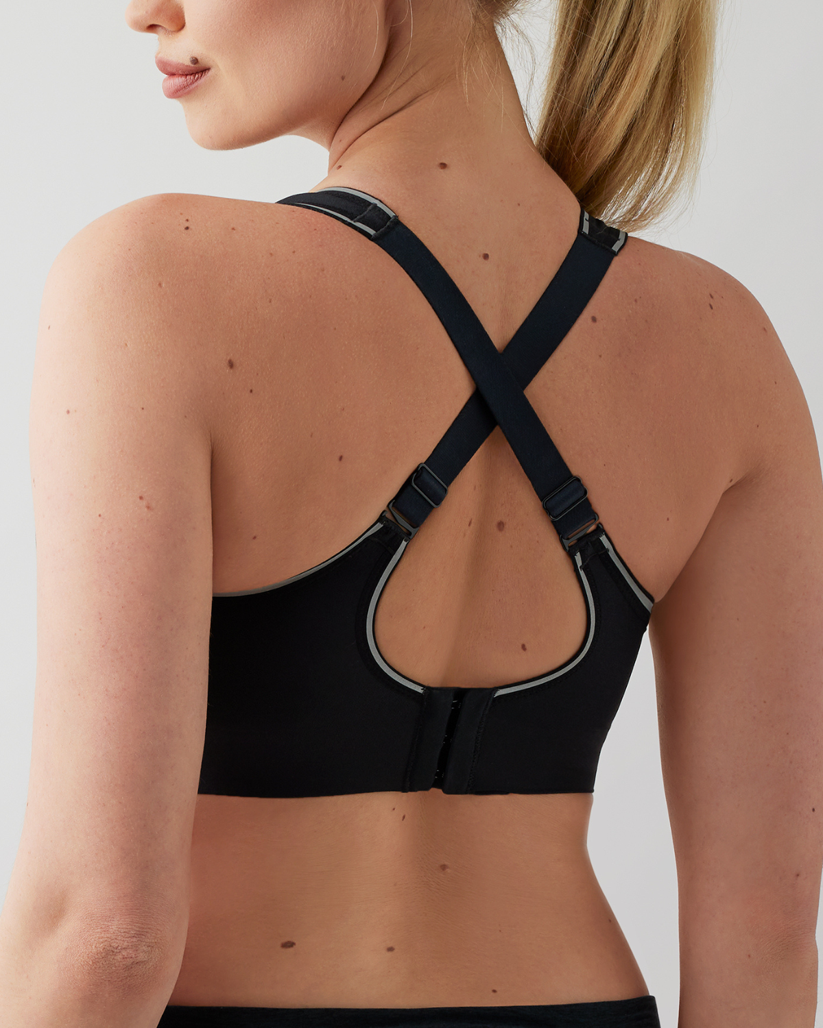 Wacoal Sydney Sport Underwire Bra (More Colors Available) - 855302