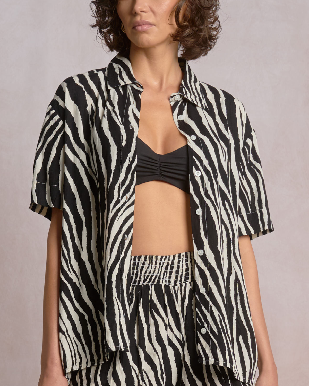 Elan Zebra Short Sleeve Button Down Shirt - RGP11453