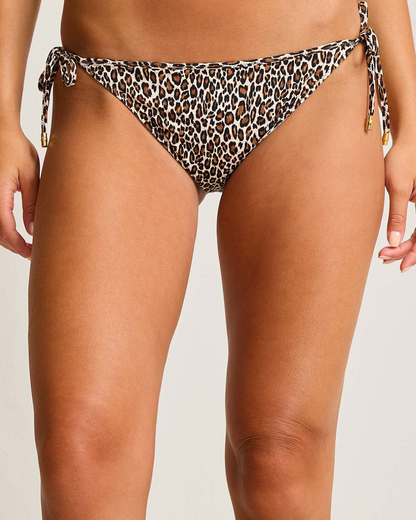 2025 Tommy Bahama Lily Cat Reversible Tie Side Bikini Bottom - Ss200480