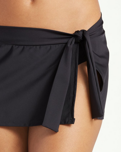 2025 Tommy Bahama Pearl Skirted Side-Tie Skirted Bikini Bottoms (More Colors Available) - Tsw31038b