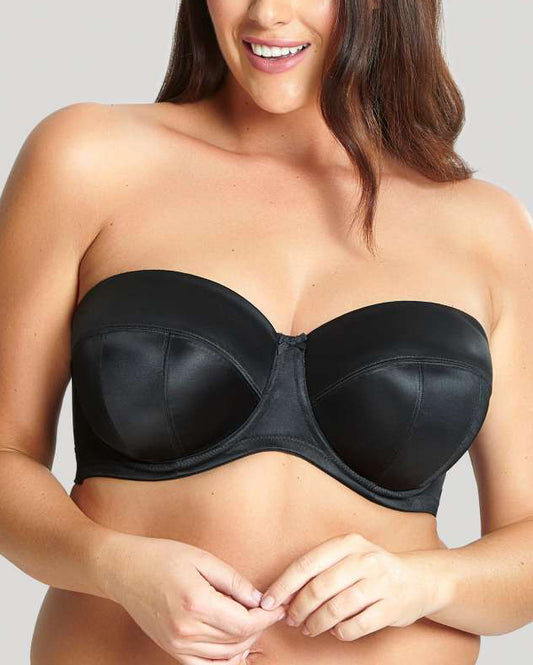 Model wearing an underwire full cup strapless/ convertible bra in black