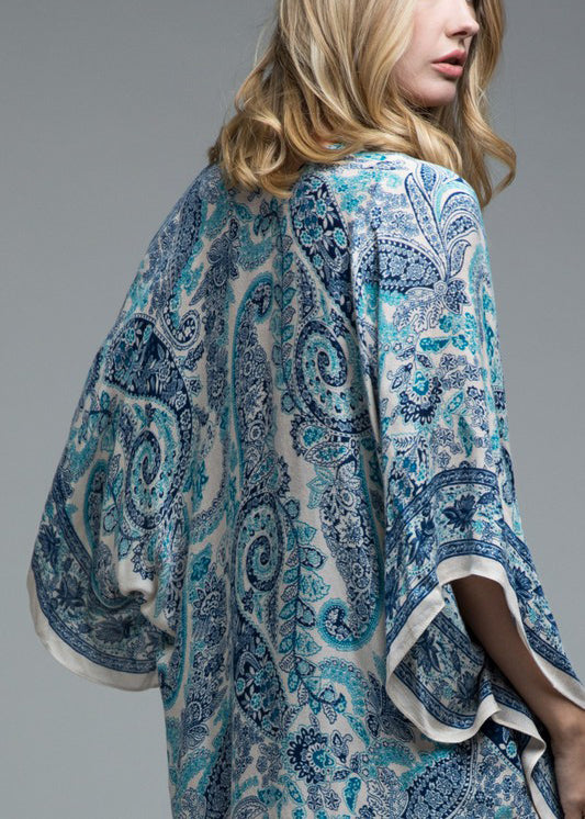 2022 Urbanista Paisley Kimono (More colors available)